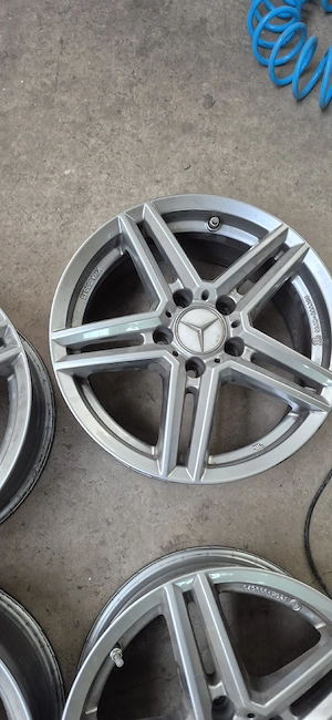 Jante Aluminiu pentru mercedes,vw,skoda etc  - imagine 2
