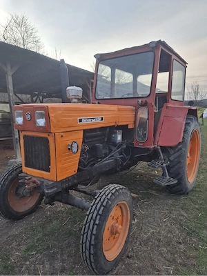 Tractor UTB 650 - imagine 2
