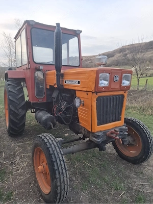 Tractor UTB 650 - imagine 5