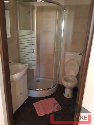 Apartament  6 camere in mansarda , zona centrala  - imagine 17
