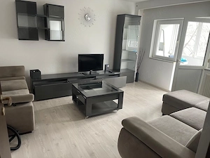 Apartament cu 2 camere de inchiriat