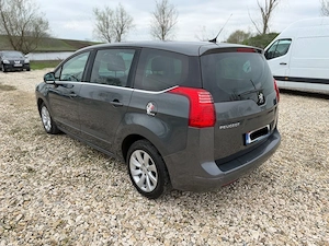 Pegeot 5008 1.6diesel 7 locuri 2010 - imagine 6