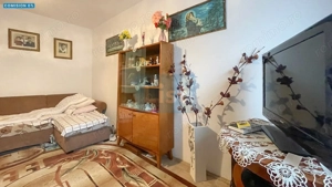 Apartament 2 camerę ,etaj 1.