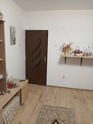 Vind Garsoniera confort (1)-Etaj.-1).