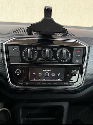 Volkswagen UP! 2020 8 cu doar 129.000KM reali verificabili. - imagine 10