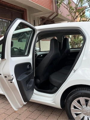 Volkswagen UP! 2020 8 cu doar 129.000KM reali verificabili. - imagine 7