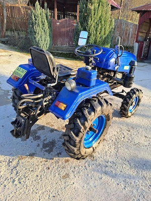 Tractor 4x2 din 2021 de 22cp 