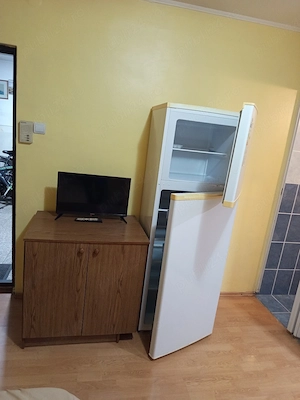 chirie garsoniera  - imagine 3