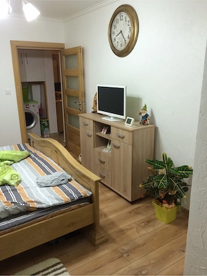 De închiriat apartament modern cu 3 camere - imagine 3
