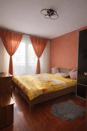P.F. închiriez apartament 2 camere, etaj 1din4, parcare inclusă   Florești, str. Florilor - imagine 5