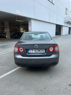Vand Volkswagen jetta 1.6 mpi an fab 2008 km 195.000 reali - imagine 5