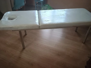 vând pat de masaj nou