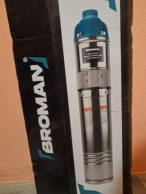 Vând pompa de apă submersibila 