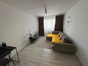 vând  apartament  