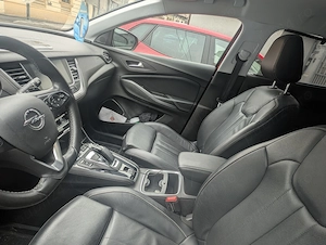 Opel Grandland X Vând OPEL GRANDLAND - X, 1.6 TURBO, Plug-In Hybrid 300cp - imagine 3