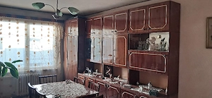 De Vanzare Set Dulap, pat masa mica si mare si 2 fotoli