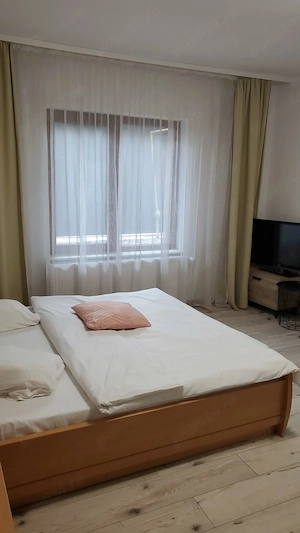 Închiriere garsonieră in vilă - imagine 3