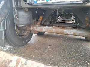 Cap tractor Volvo, am 2006, Euro 3, tracțiune 4x4, kit basculare original. Semiremorca basculabila - imagine 5