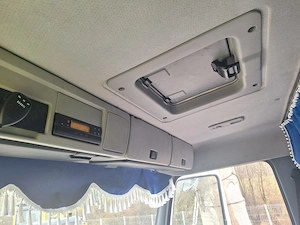 Cap tractor Volvo, am 2006, Euro 3, tracțiune 4x4, kit basculare original. Semiremorca basculabila - imagine 7