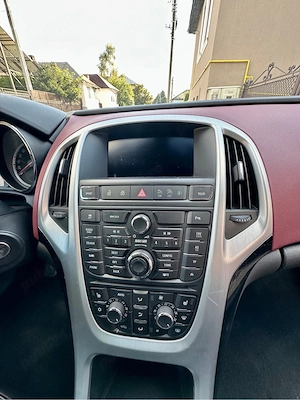 Opel Astra J Gtc - imagine 2