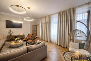 Refugiu urban lux, apartament spectaculos pe aleea pietonala a Postavarului,Centrul Istoric - imagine 11