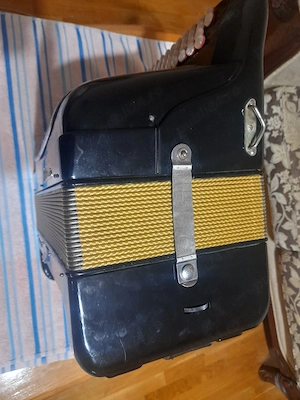 Acordeon cu butoane Hohner - imagine 3