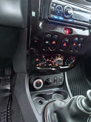 Duster 4x4 Diesel  - imagine 10