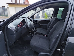 Duster 4x4 Diesel  - imagine 9