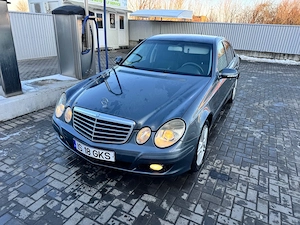 Mercedes w211 E-Class 2007 - imagine 2