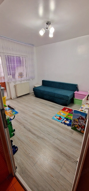 Vand apartament 2 camere  - imagine 2