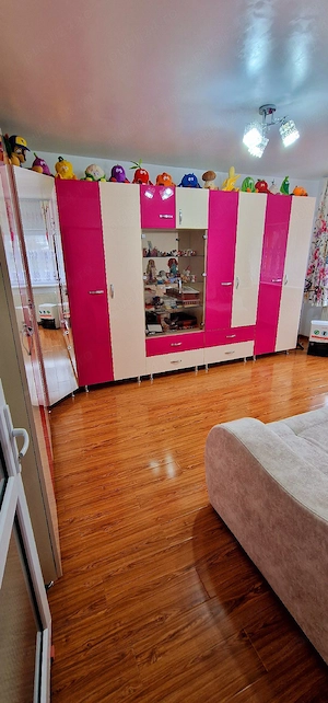 Vand apartament 2 camere 