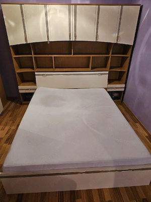 mobila cu pat de vanzare