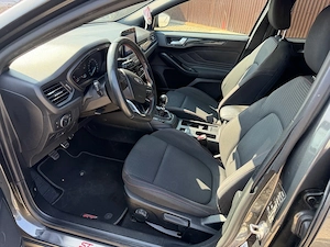 Ford Focus ST-Line   An 2019.07   Motor 1.5TDCI 120cp   Navi   KeyLess  - imagine 10