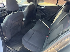 Ford Focus ST-Line   An 2019.07   Motor 1.5TDCI 120cp   Navi   KeyLess  - imagine 3