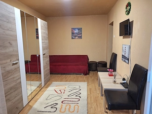 Garsoniera CF 1, 37 mp, cu Balcon, Amenajata si Mobilata in Confectii sunt PROPRIETAR, FARA COMISION - imagine 3