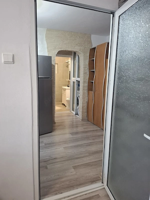 2 camere amenajate modern, mobilate, zona Micro 17 Pret 400 Euro - imagine 12