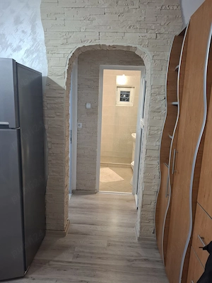 2 camere amenajate modern, mobilate, zona Micro 17 Pret 400 Euro - imagine 11