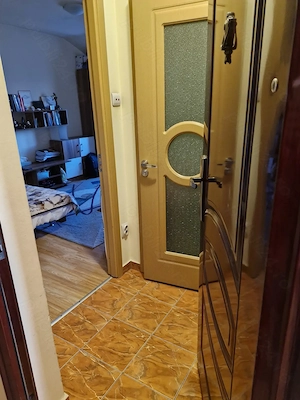 Fabric-aproape de Piața Badea Cârțan - imagine 5