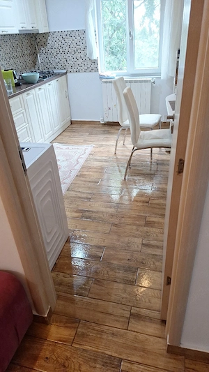 Vand apartament 3 camere  - imagine 5