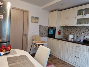 Vand apartament 3 camere  - imagine 3