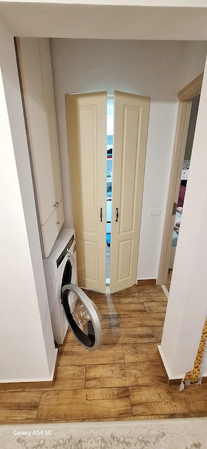 Vand apartament 3 camere  - imagine 6