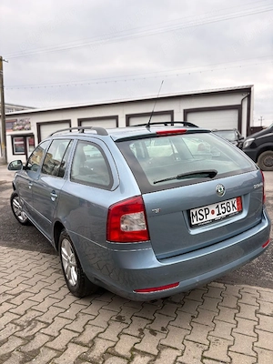 Skoda Octavia  - imagine 3