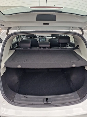 Vand masina electrică MG ZS EV - imagine 3