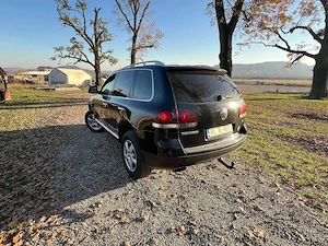 Volkswagen Touareg 2.5 Facelift - imagine 6