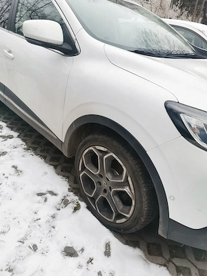 Renault Kadjar | Echipare de TOP (Intens) - imagine 3