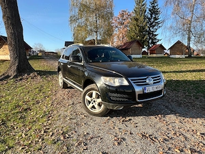 Volkswagen Touareg 2.5 Facelift - imagine 5