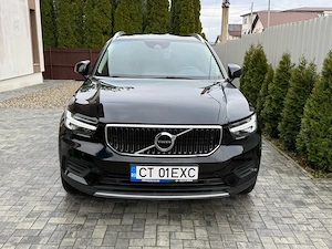 VOLVO XC40 2.0 benzina mhev  - imagine 9