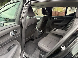 VOLVO XC40 2.0 benzina mhev  - imagine 7