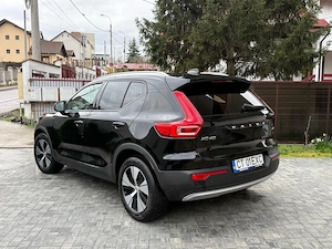 VOLVO XC40 2.0 benzina mhev  - imagine 3