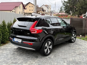 VOLVO XC40 2.0 benzina mhev  - imagine 4